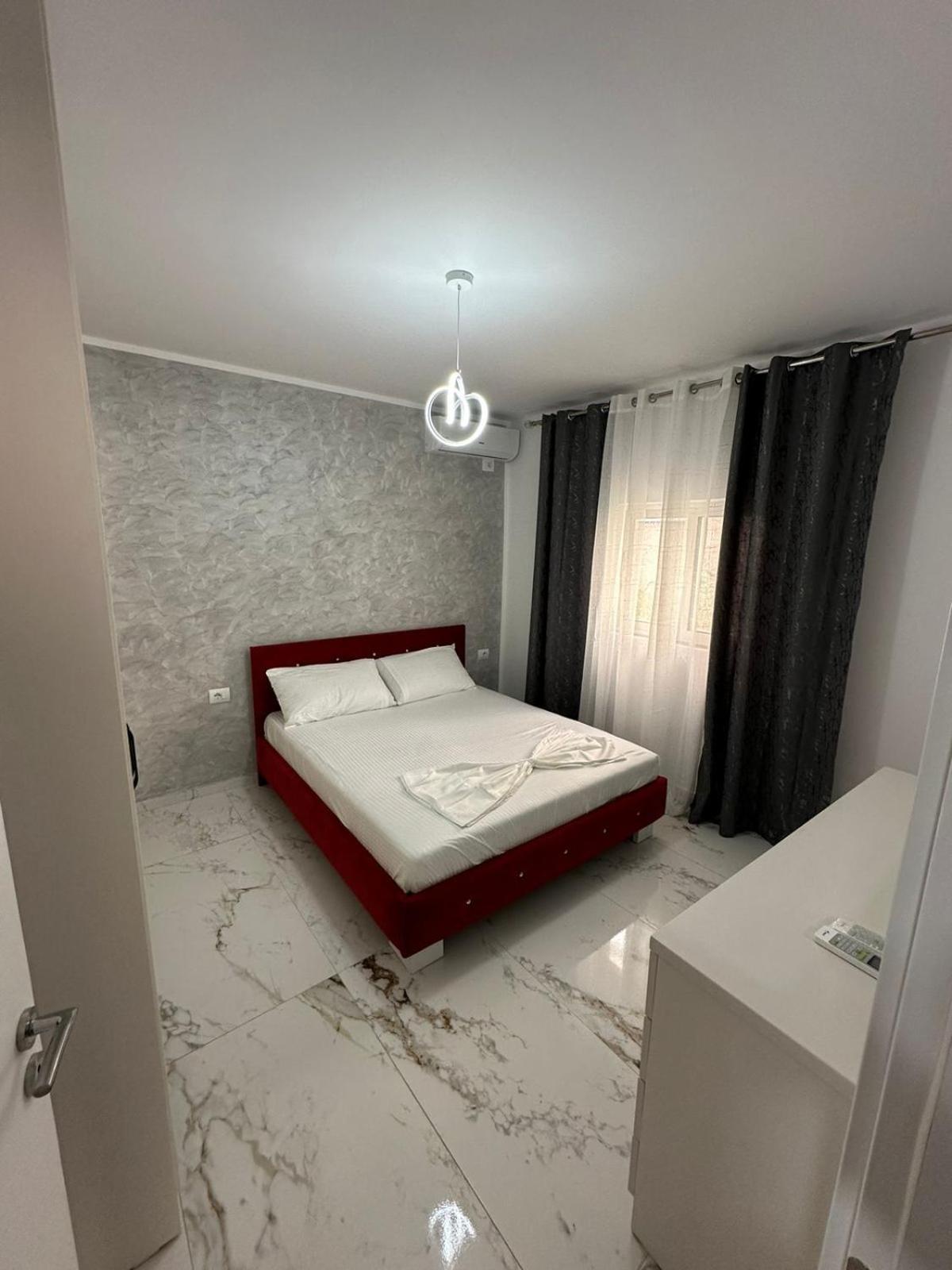 Moonlight Apartamento Sarandë